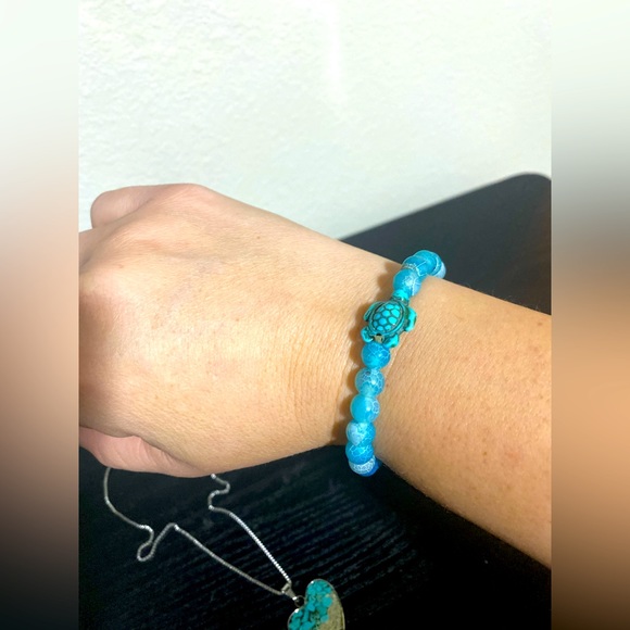 Like New 3 piece Set Silver, Turquoise,&sand color to support our oceans- - Picture 4 of 6